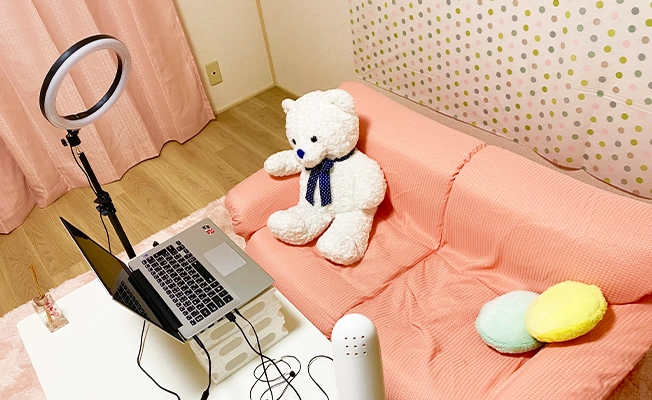 サロン・ド・ルミナスの店舗写真1